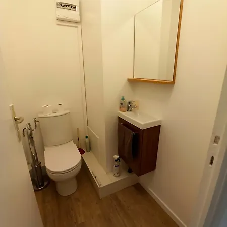 5 Pers, 2 Chambres, Parking Voiture Citadine Ou Compact Suv, Terrasse, Climatisation 公寓