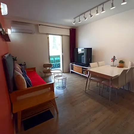 5 Pers, 2 Chambres, Parking Voiture Citadine Ou Compact Suv, Terrasse, Climatisation 公寓