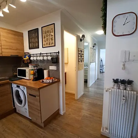 5 Pers, 2 Chambres, Terrasse, Climatisation, Parking Inclus *