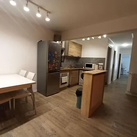 Apartamento 5 Pers, 2 Chambres, Parking Voiture Citadine Ou Compact Suv, Terrasse, Climatisation